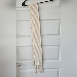 Anne Taylor 95% Cashmere Scarf. Ivory Goldish Color.